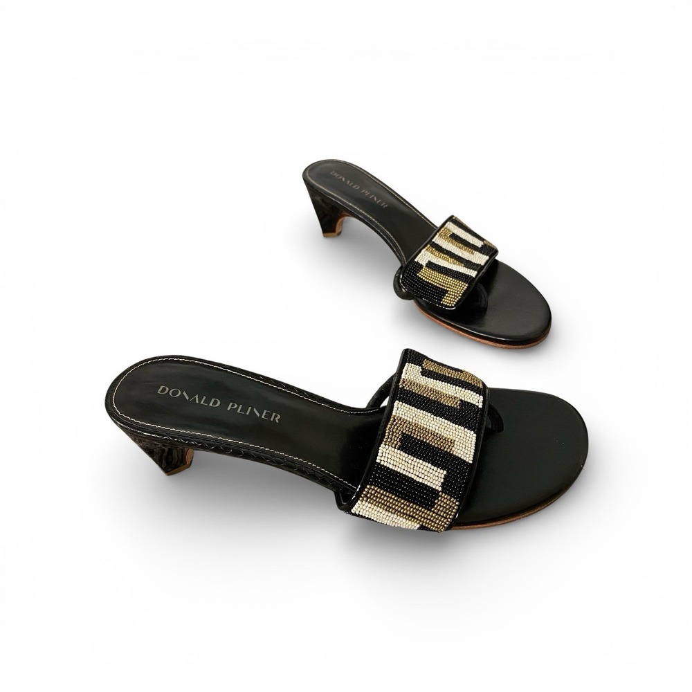 David Pliner Beaded Open Toe Mules Sandals 10M Black Heels Party Going Out